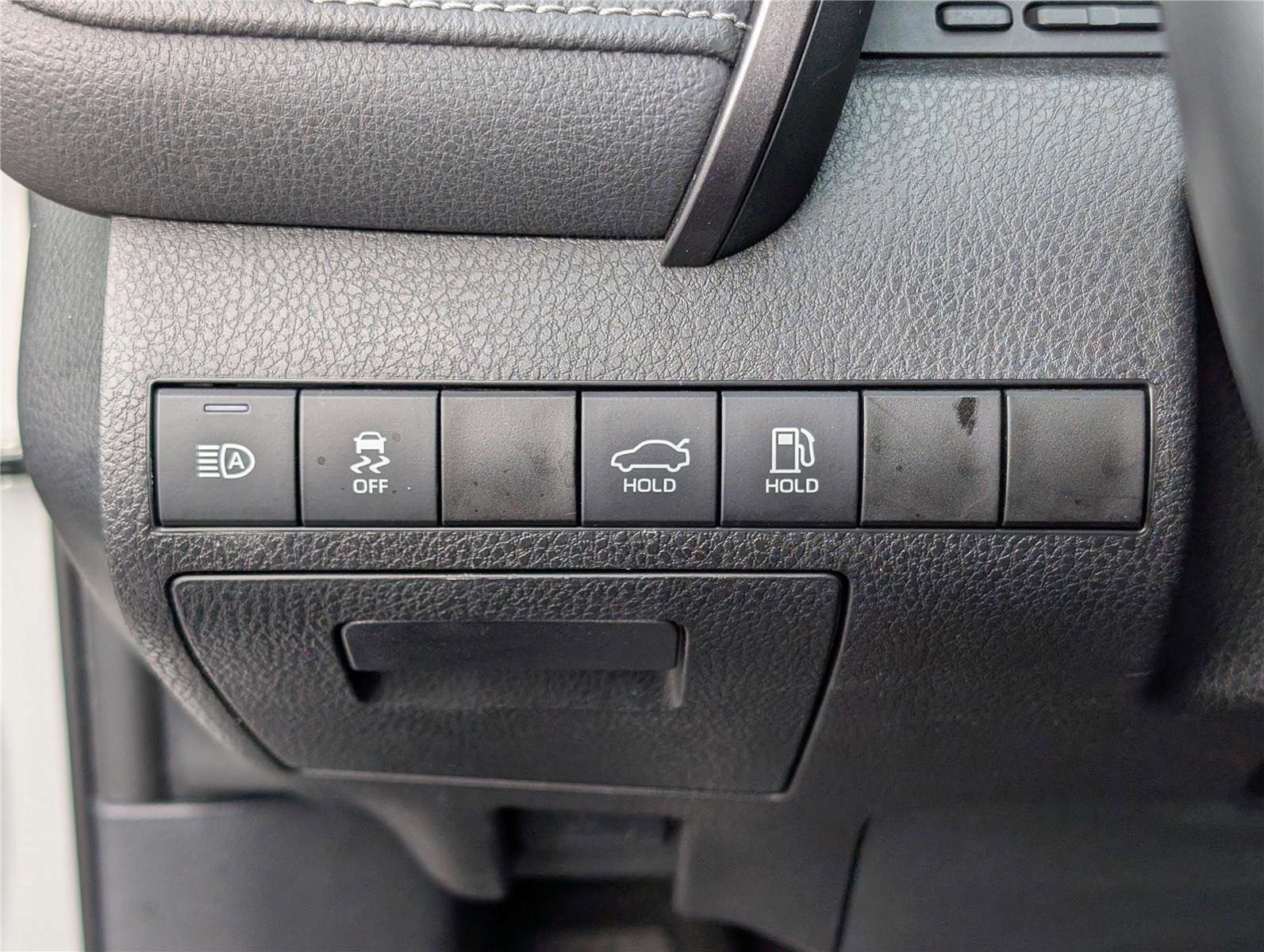 Used 2023 Toyota Camry XSE image 21