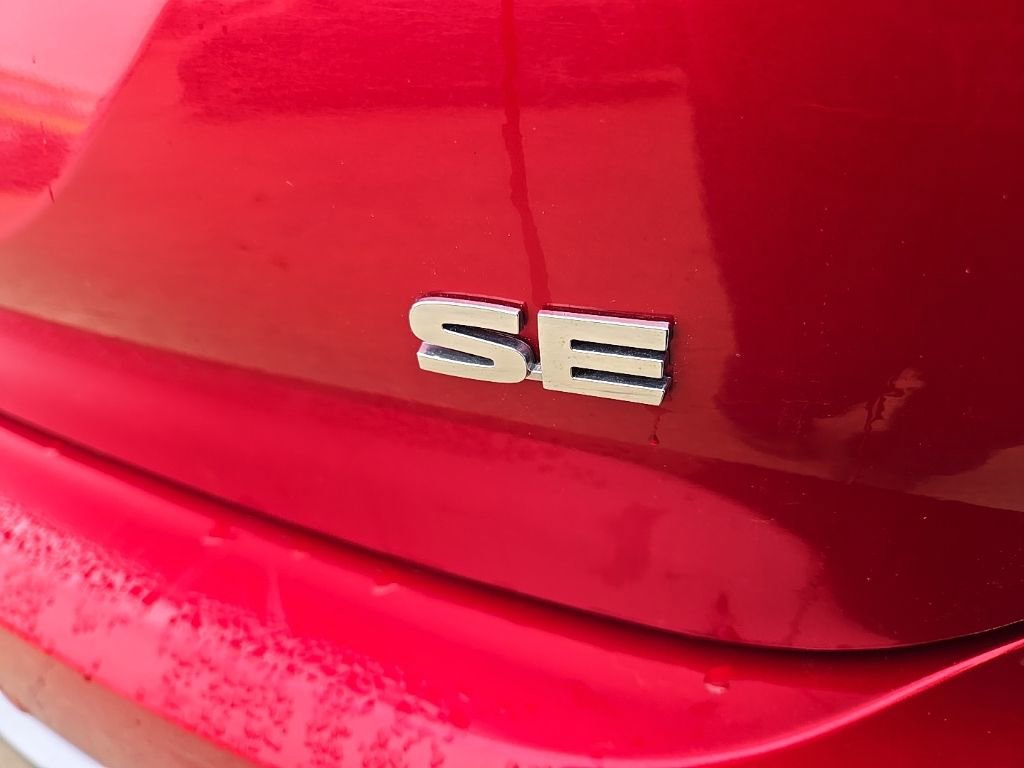 Used 2025 Mitsubishi Outlander SE image 19