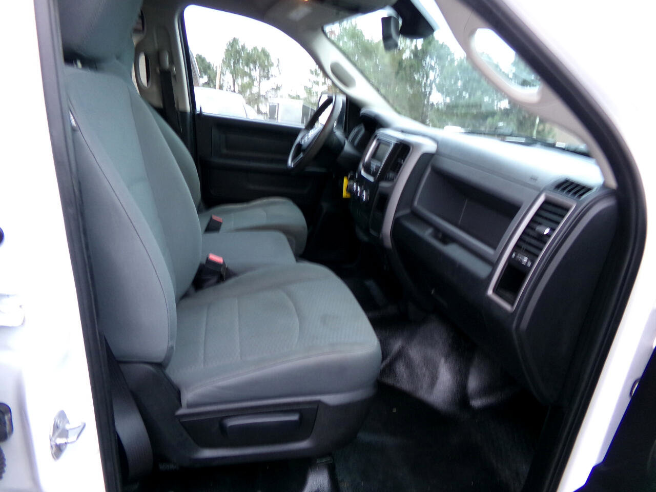 Used 2016 RAM 1500 Tradesman w/ Popular Equipment Group AWD/4WD image 34