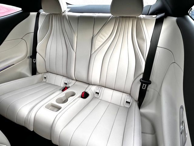 Used 2025 Mercedes-Benz CLE 300 4MATIC Coupe image 22