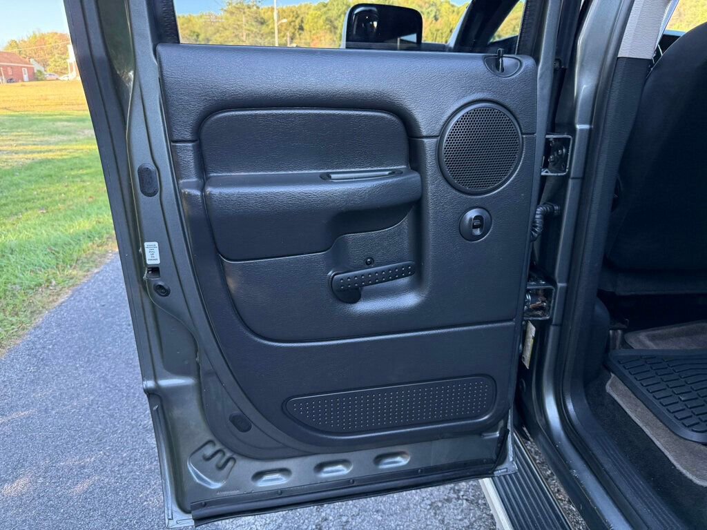 Used 2005 Dodge Ram 2500 Truck SLT image 37