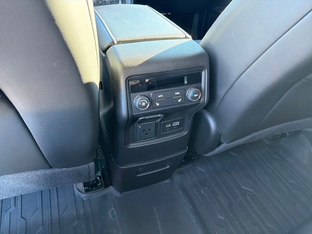 Used 2023 GMC Acadia AT4 w/ Technology Package image 24