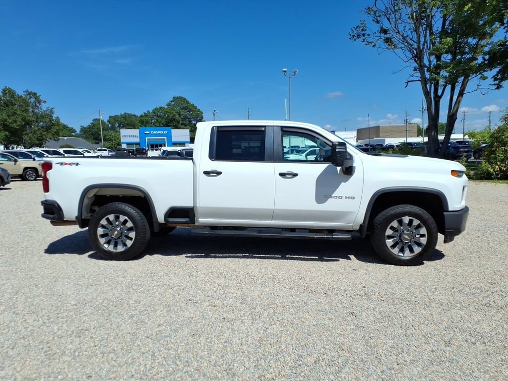 Used 2023 Chevrolet Silverado 2500 Custom w/ Custom Convenience Package AWD/4WD image 8