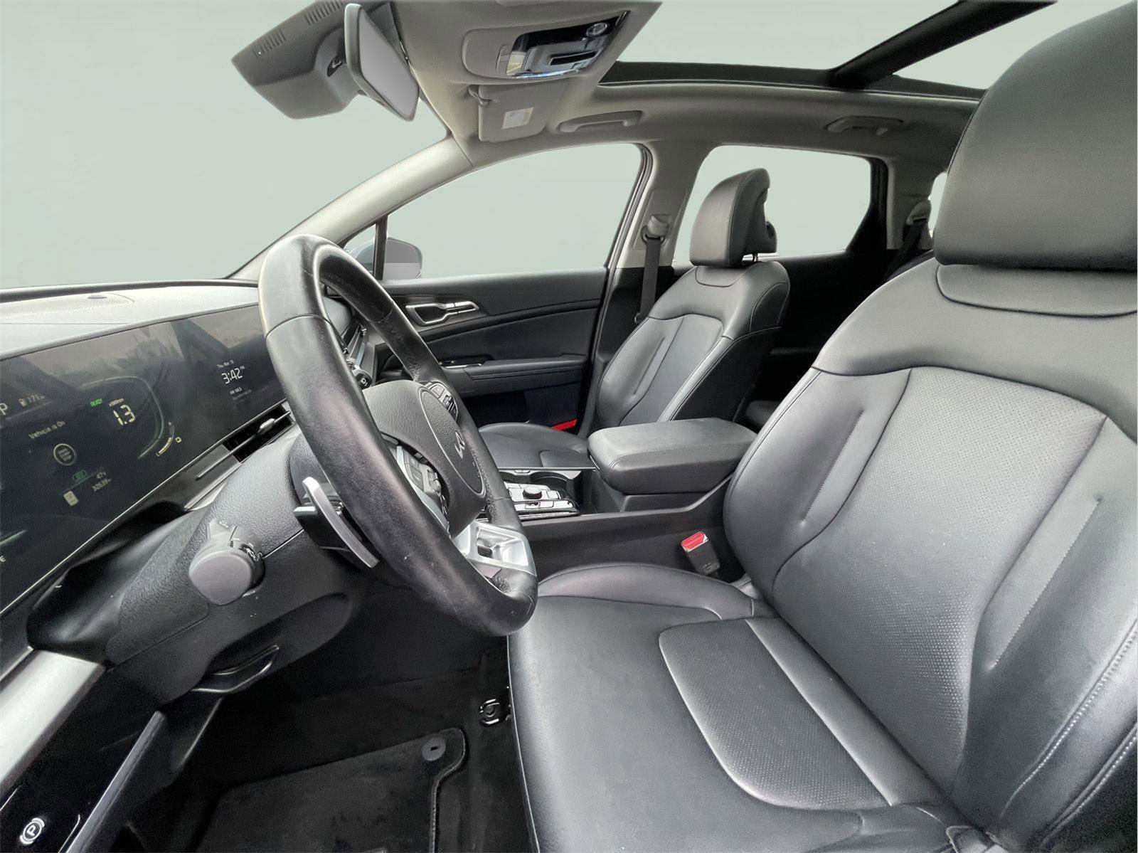 Used 2023 Kia Sportage EX w/ EX Premium Package image 14