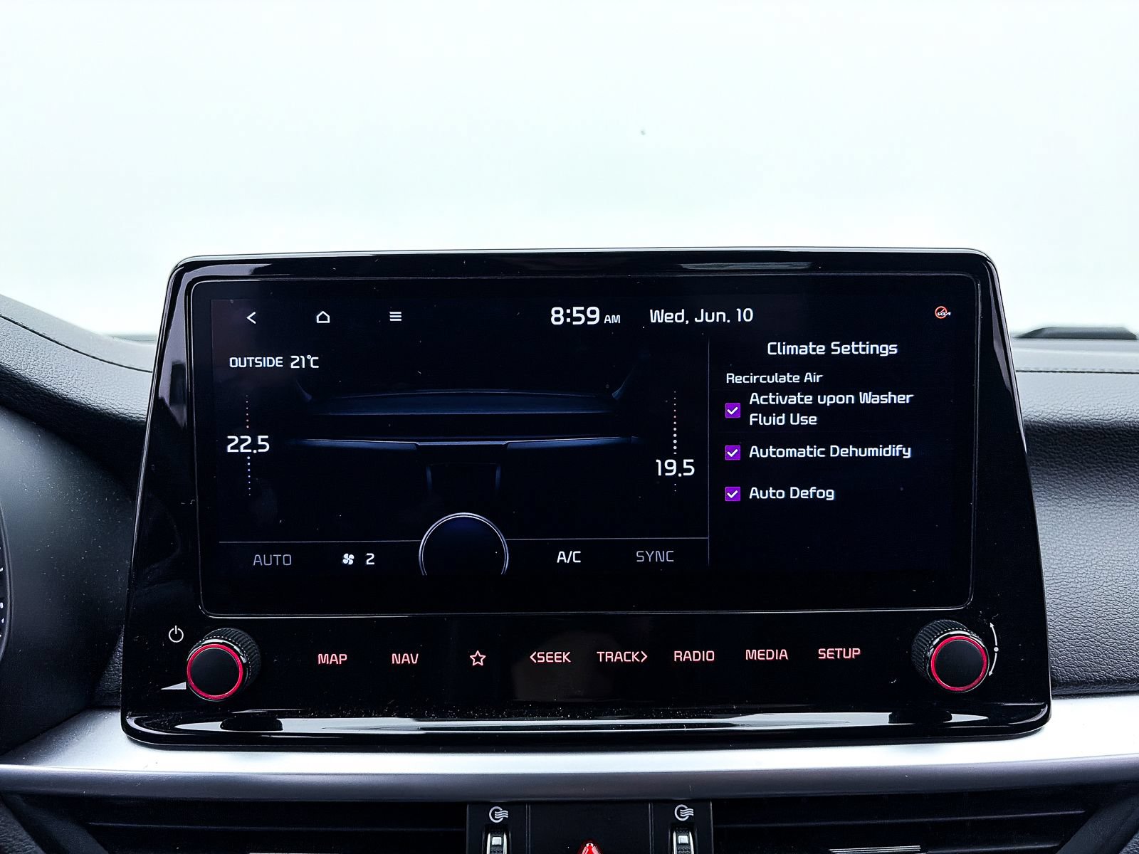 Certified 2024 Kia Forte GT-Line FWD image 22