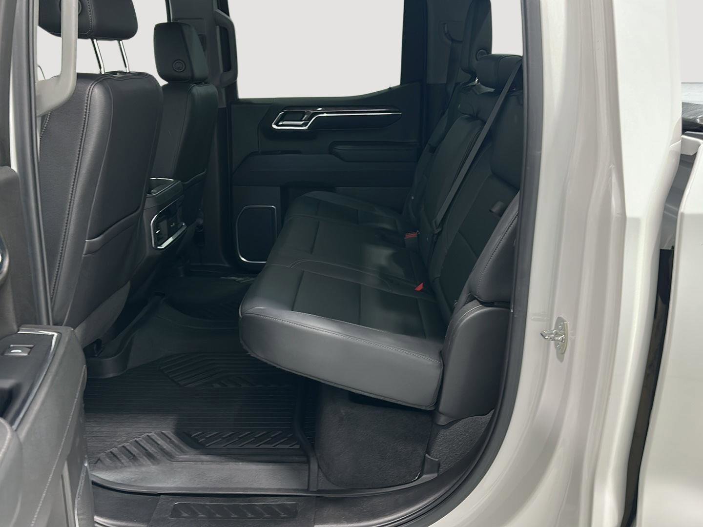 Used 2023 Chevrolet Silverado 1500 LTZ image 22