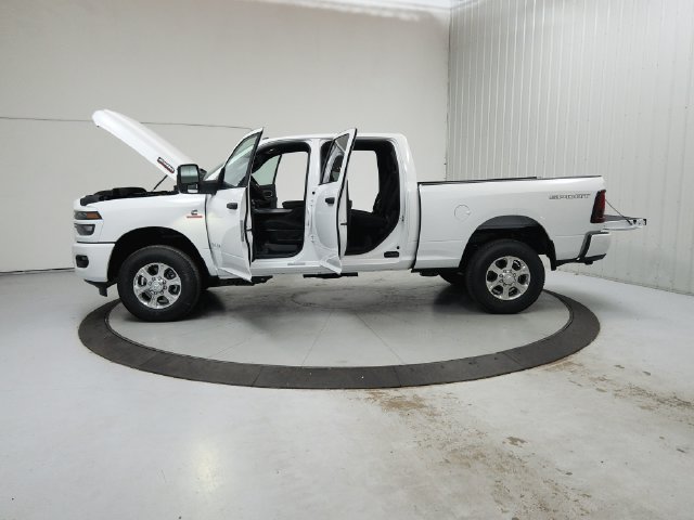 New 2026 RAM 2500 Big Horn AWD/4WD image 13