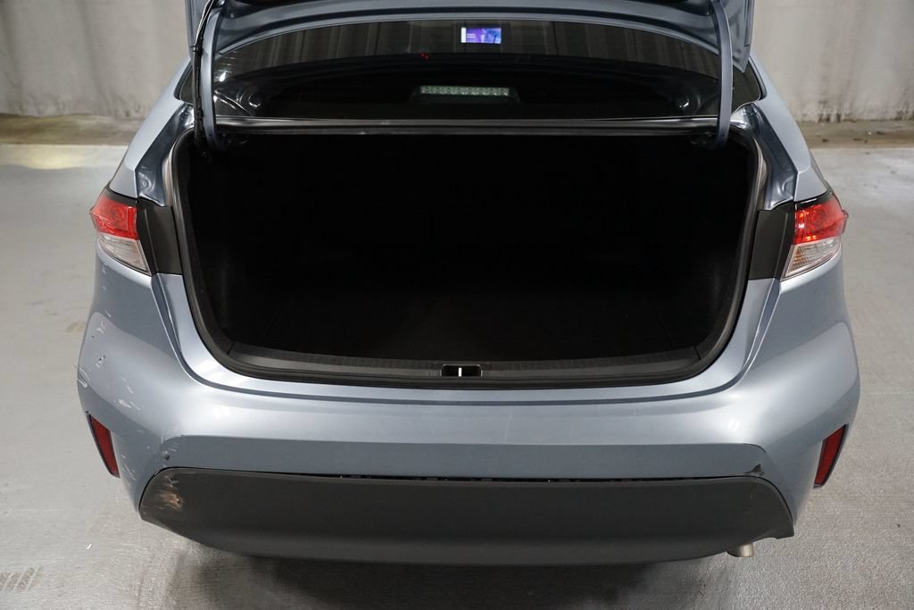 Certified 2024 Toyota Corolla LE FWD image 31