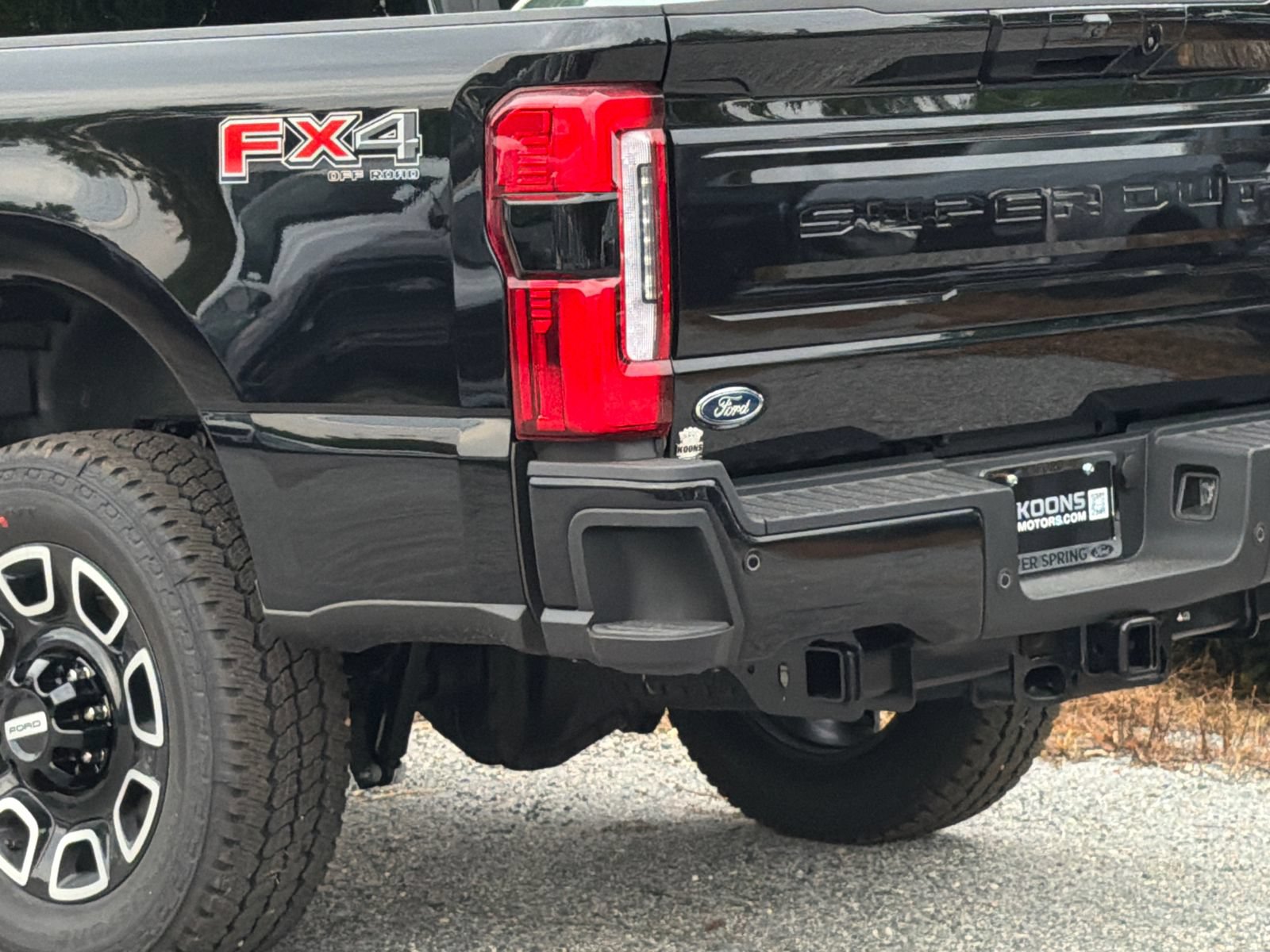 New 2026 Ford F250 Platinum AWD/4WD image 9