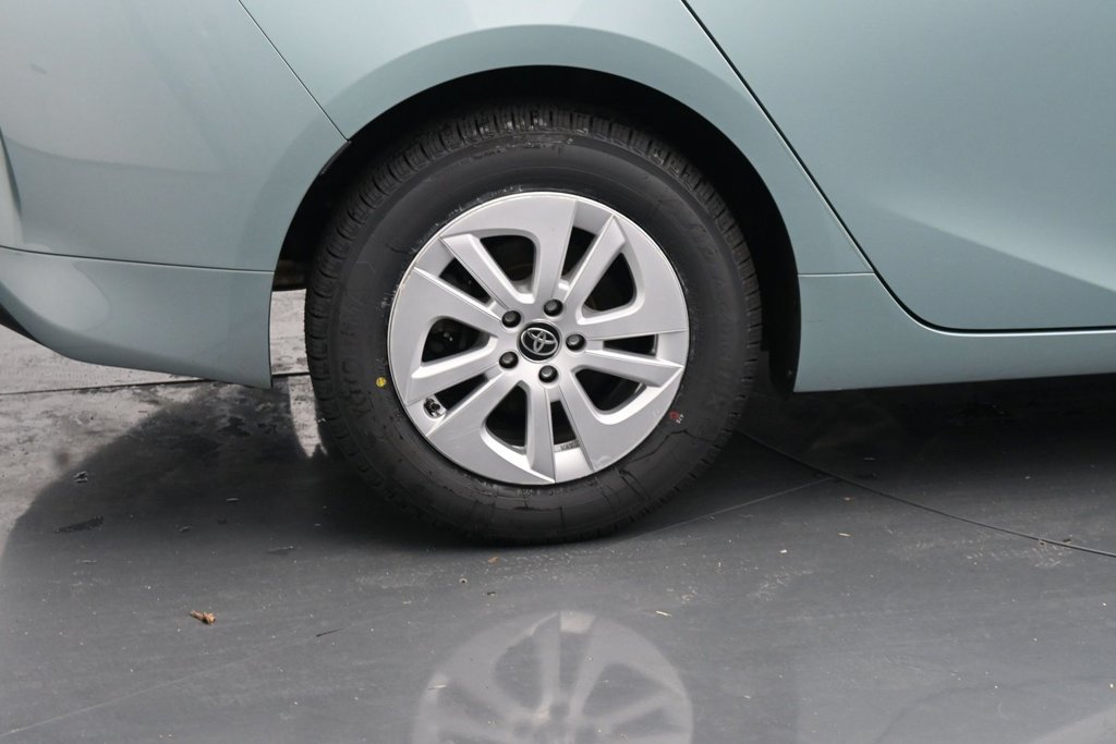 Used 2017 Toyota Prius Two FWD image 10