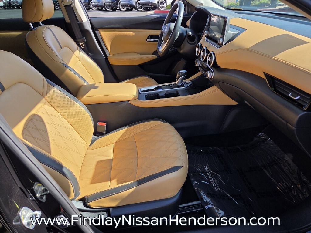 Used 2025 Nissan Sentra SV w/ SV Premium Package FWD image 17