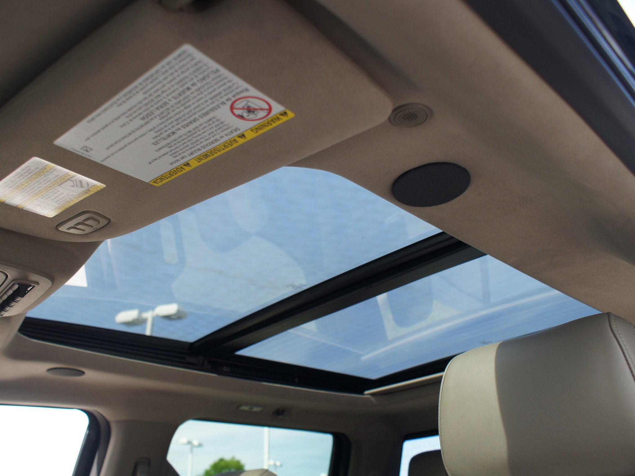Used 2025 Ford F250 Platinum w/ Platinum Plus Package image 6