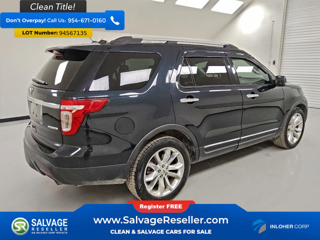 Used 2014 Ford Explorer XLT w/ Equipment Group 202A image 4