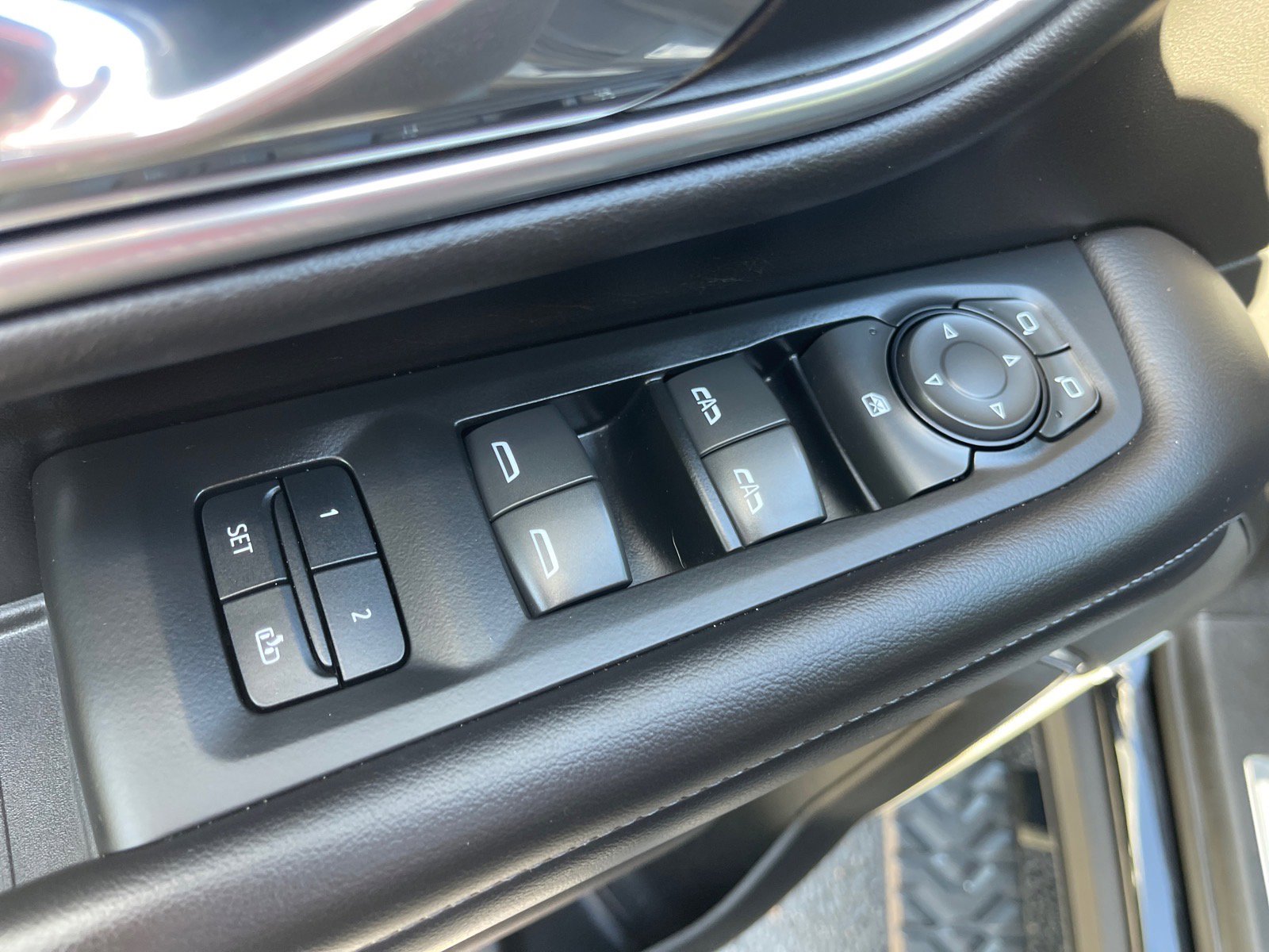 Used 2021 Chevrolet Tahoe Z71 AWD/4WD image 8
