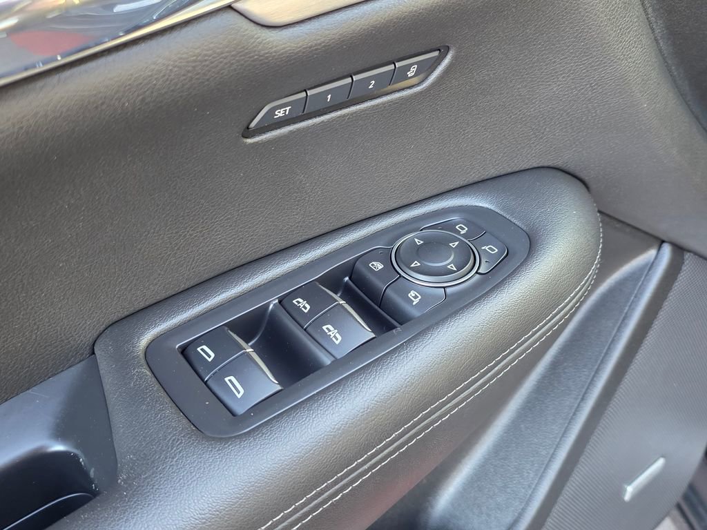 Used 2020 Cadillac XT6 Premium Luxury image 26