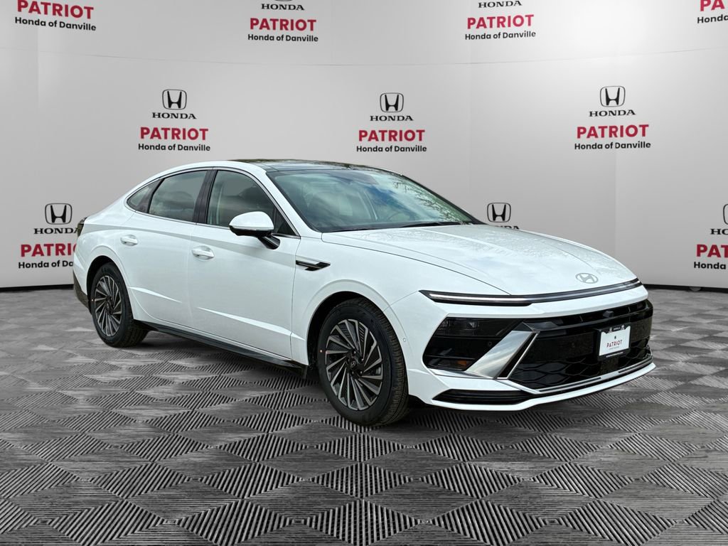 New 2026 Hyundai Sonata Limited FWD image 7