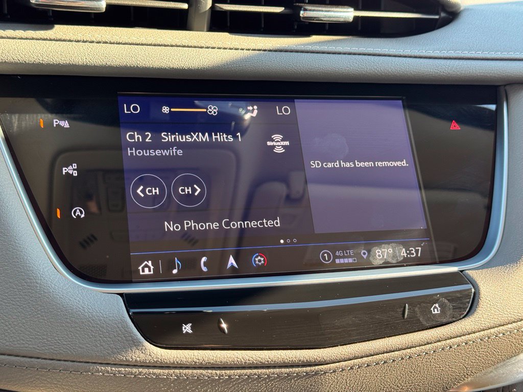 Used 2026 Cadillac XT5 Premium Luxury FWD image 31