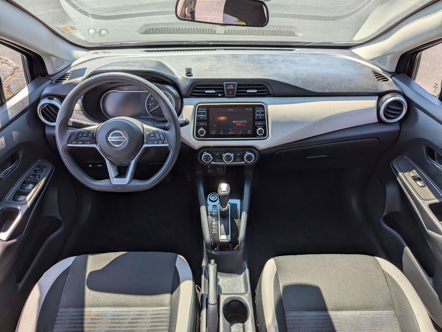 Used 2021 Nissan Versa SV FWD image 21