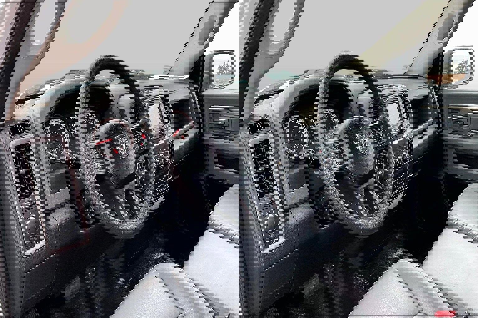 Used 2017 RAM 1500 Tradesman w/ Power & Remote Entry Group image 11