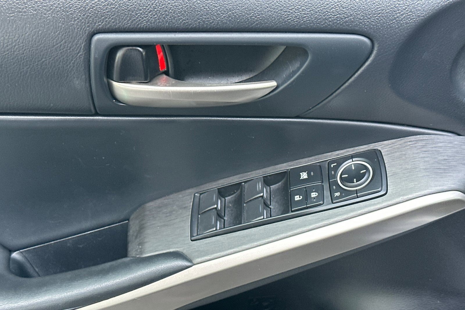 Certified 2020 Lexus IS 350 F Sport w/ F Sport Package image 14