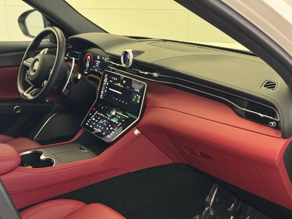 Used 2024 Maserati Grecale Trofeo image 62