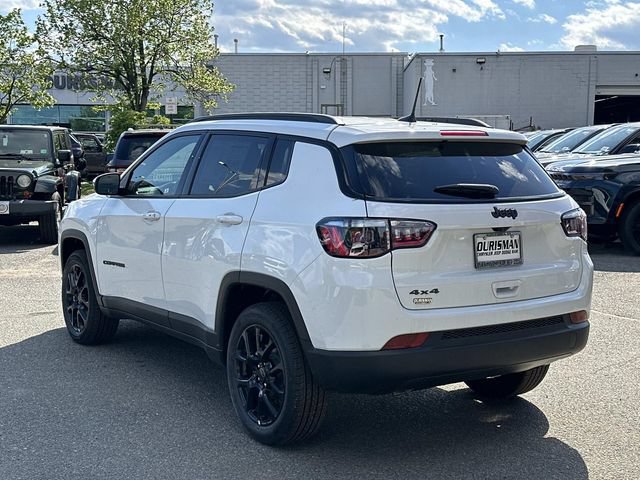 New 2026 Jeep Compass Latitude AWD/4WD image 4