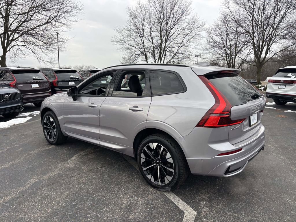 New 2026 Volvo XC60 B5 Plus w/ Protection Package Premier image 5