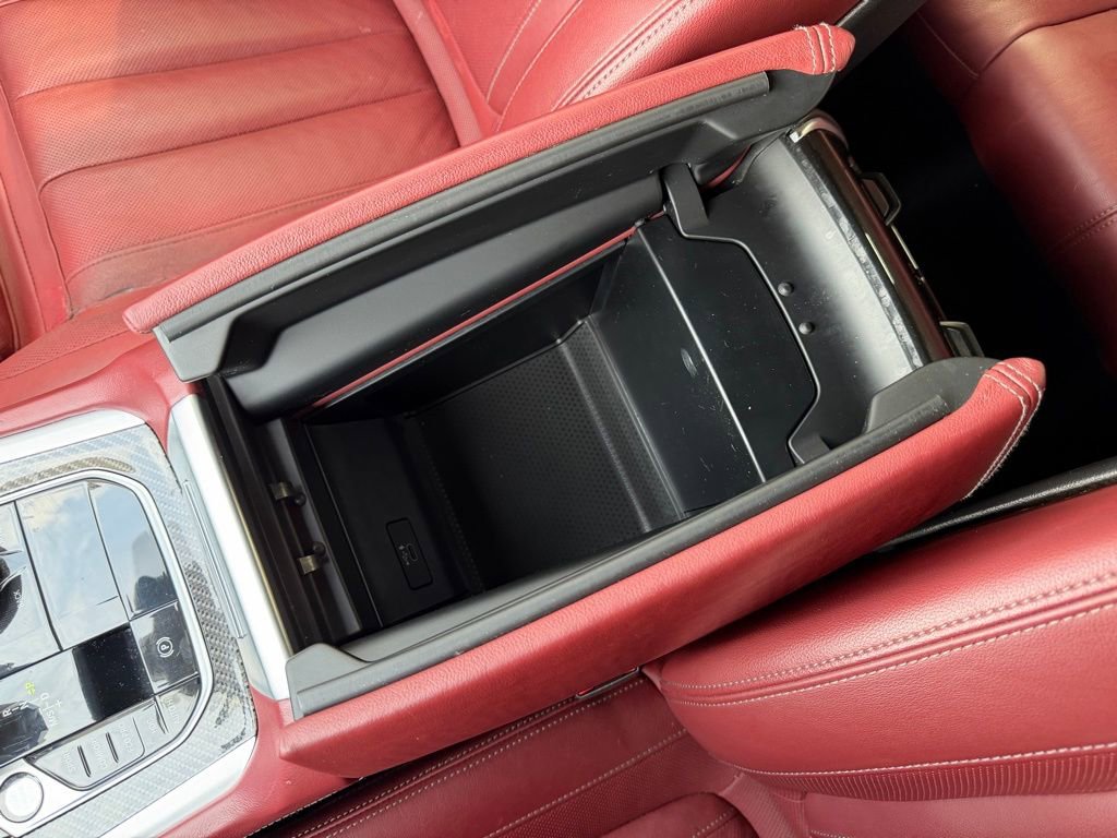 Used 2022 BMW X6 M50i w/ Executive Package image 28