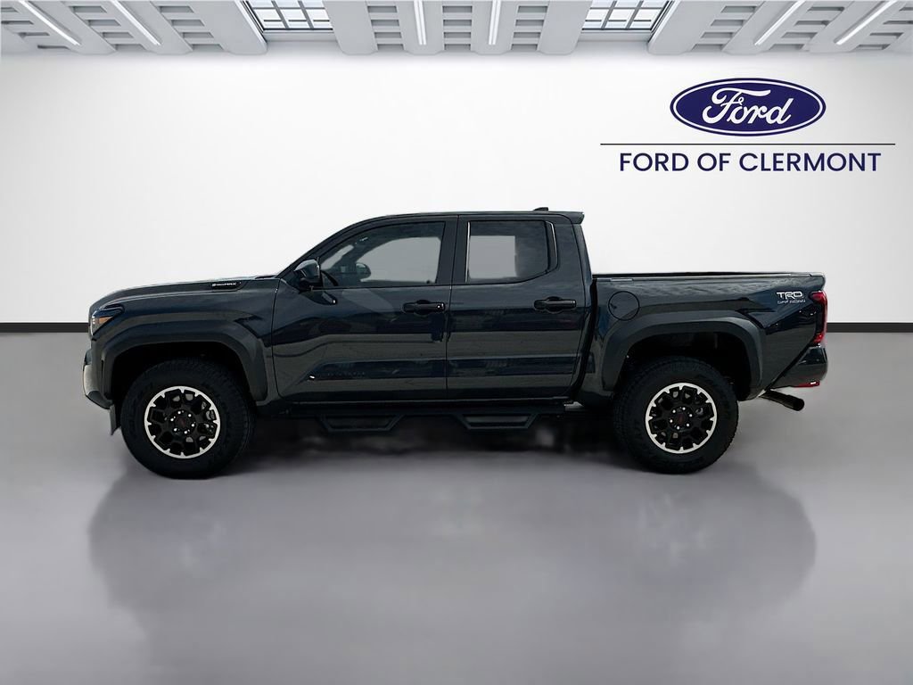 Used 2025 Toyota Tacoma TRD Off-Road image 4