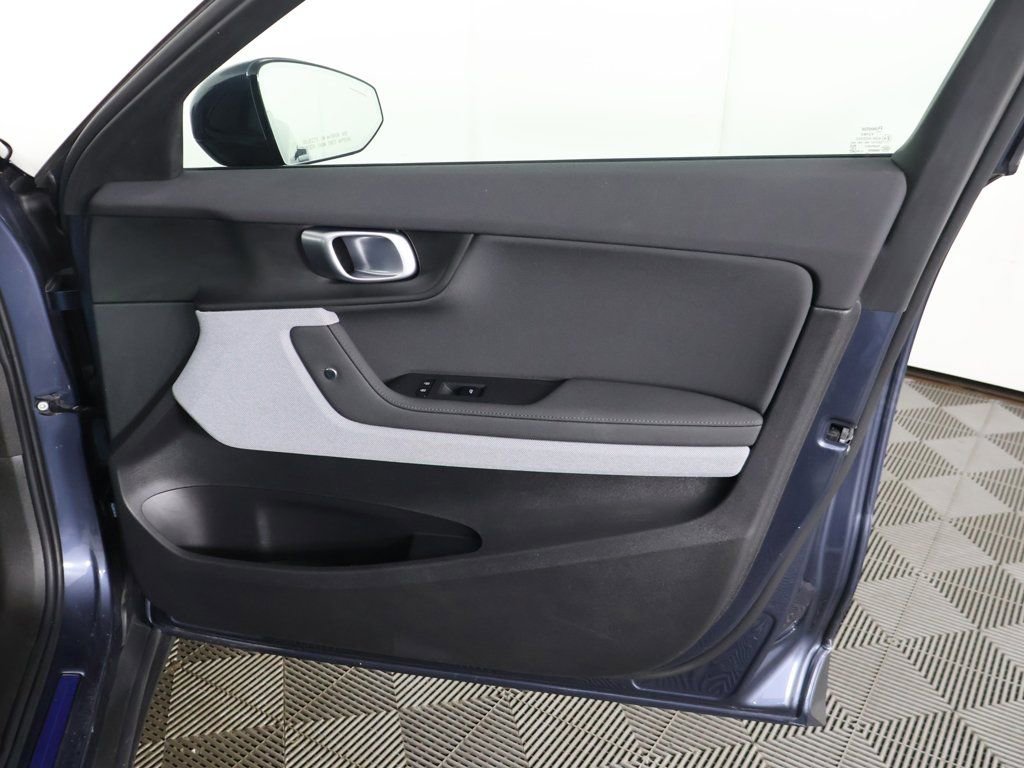 Used 2024 Polestar Polestar 2 image 22