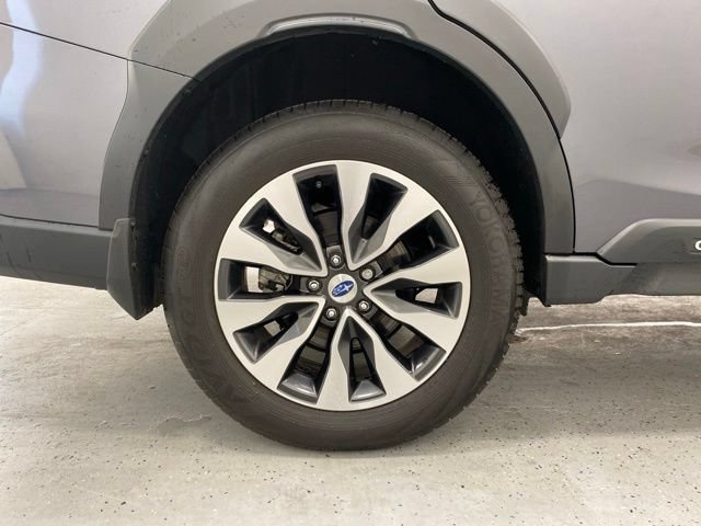 Used 2025 Subaru Outback Limited AWD/4WD image 7
