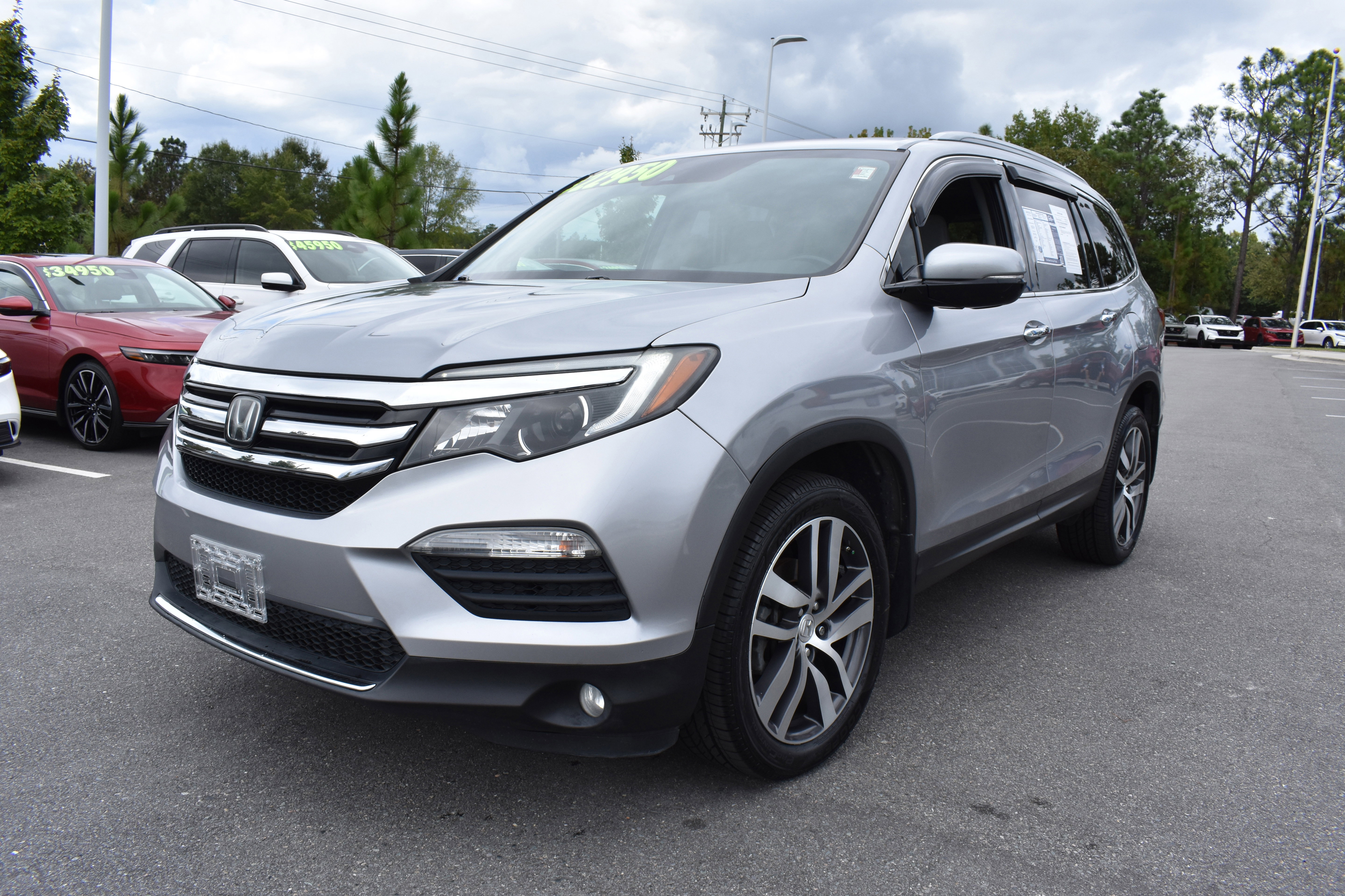 Certified 2018 Honda Pilot Touring image 5
