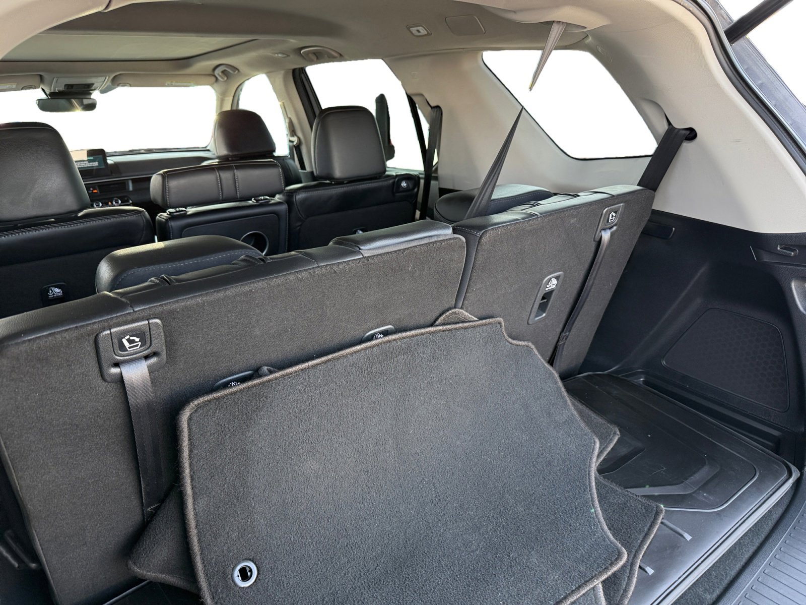 Used 2024 Honda Pilot Touring image 13