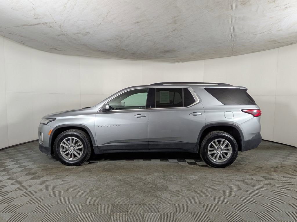 Certified 2023 Chevrolet Traverse LT image 3