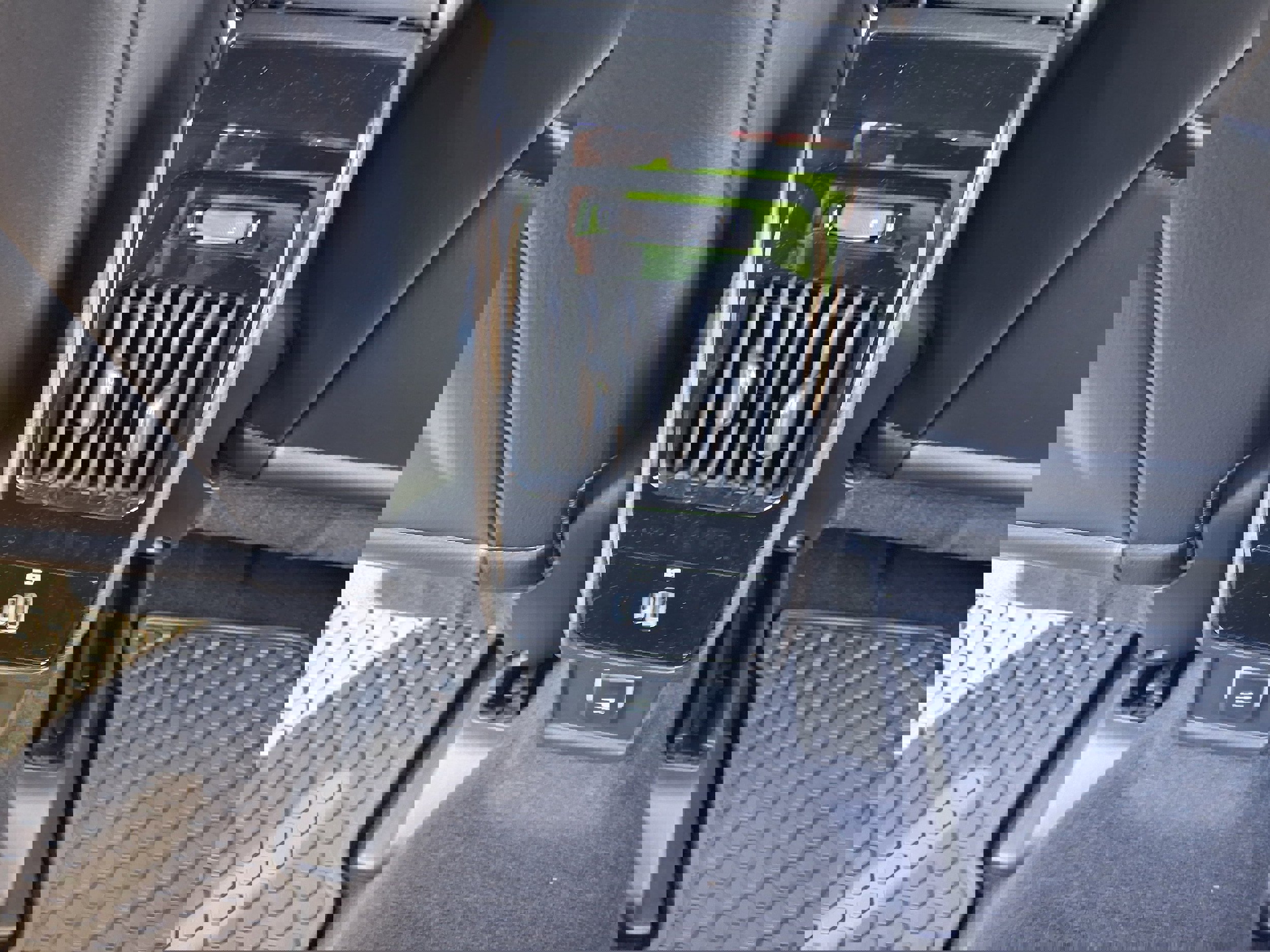 New 2026 Jeep Compass Latitude image 10