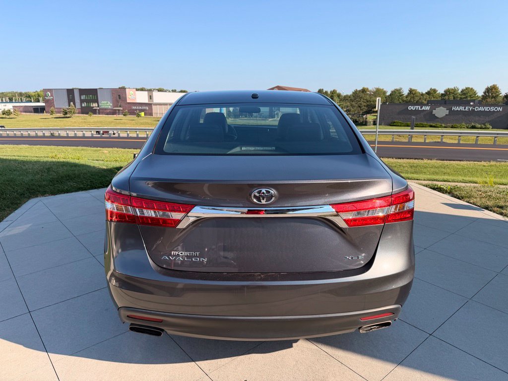 Used 2015 Toyota Avalon XLE Touring FWD image 8
