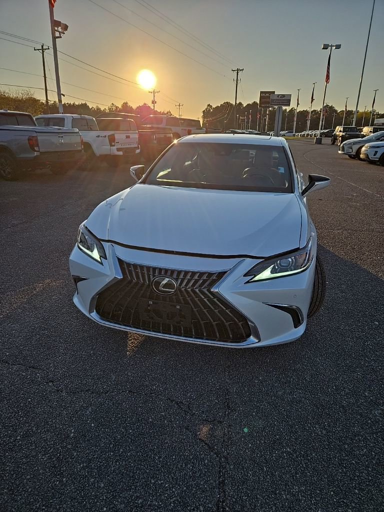 Used 2023 Lexus ES 350 w/ Premium Package video 2