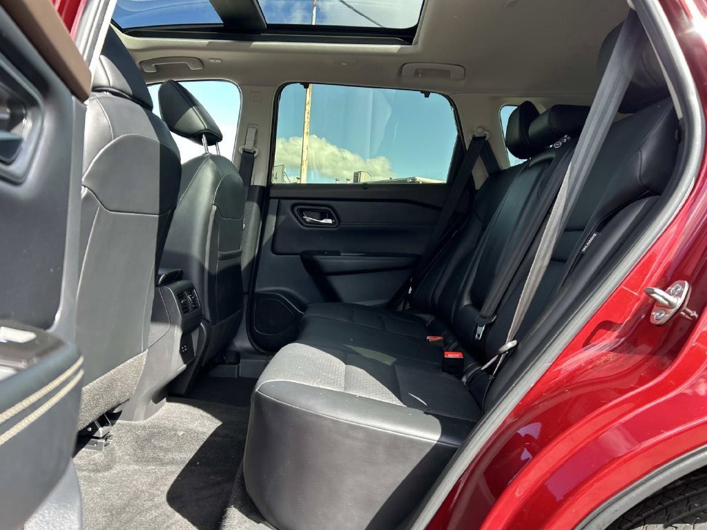 Certified 2023 Nissan Rogue SV w/ SV Premium B Package AWD/4WD image 14