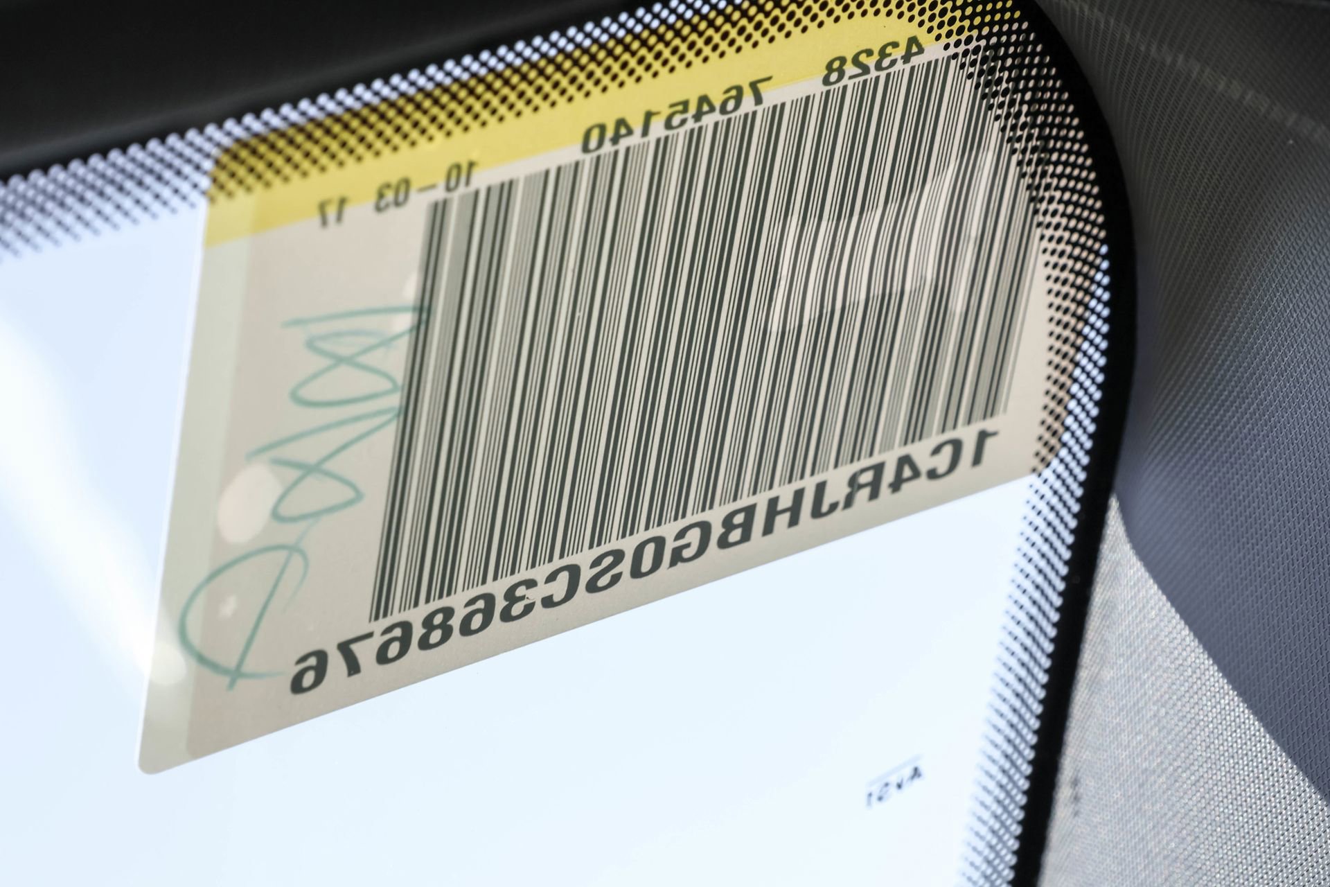 New 2025 Jeep Grand Cherokee Limited w/ Black Appearance Package image 29