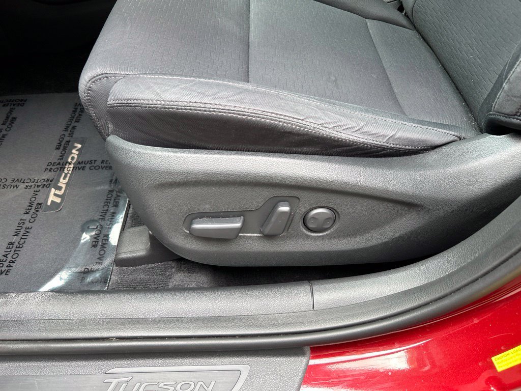 Used 2020 Hyundai Tucson Value AWD/4WD image 17