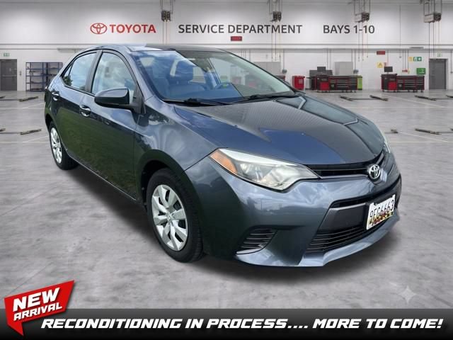 Used 2015 Toyota Corolla LE FWD image 1