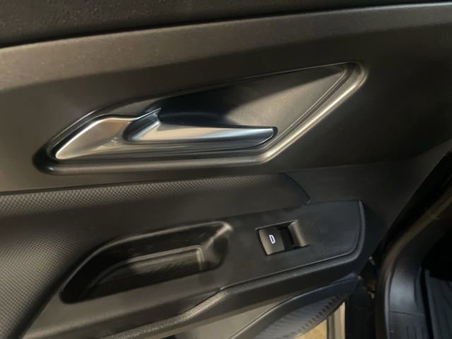 New 2026 Chevrolet Equinox EV LT w/ Comfort Package image 23