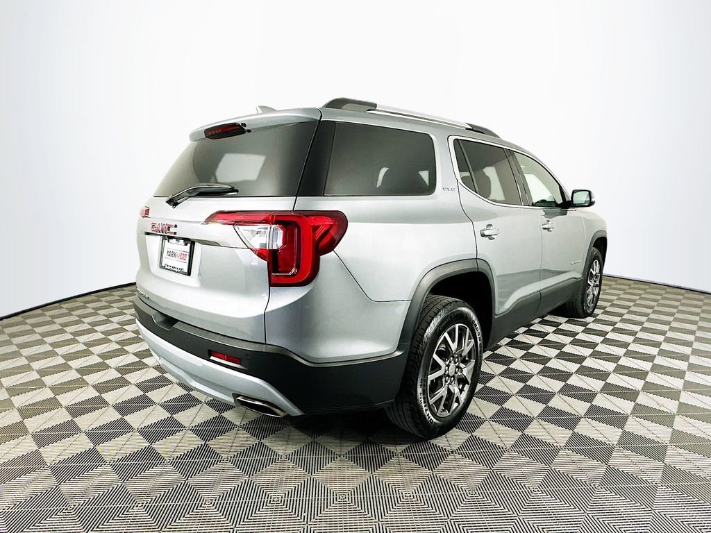 Used 2023 GMC Acadia SLE w/ Driver Convenience Package image 11