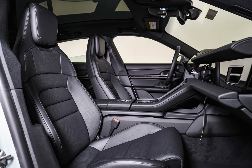 New 2025 Porsche Taycan 4 Cross Turismo image 15