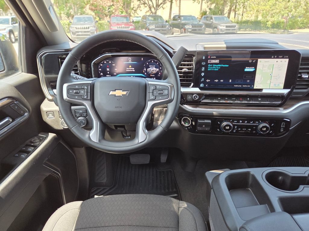 Used 2026 Chevrolet Silverado 1500 LT AWD/4WD image 25