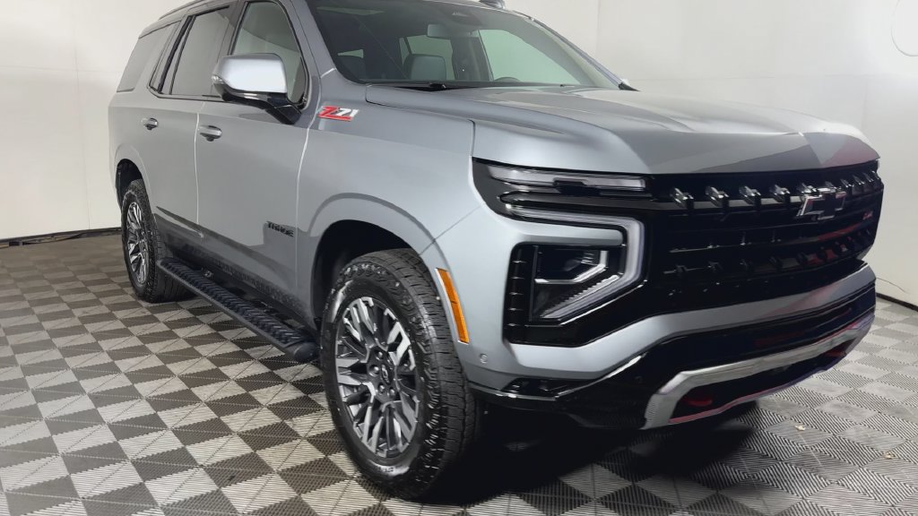 New 2026 Chevrolet Tahoe Z71 w/ Z71 Off-Road Package AWD/4WD image 3