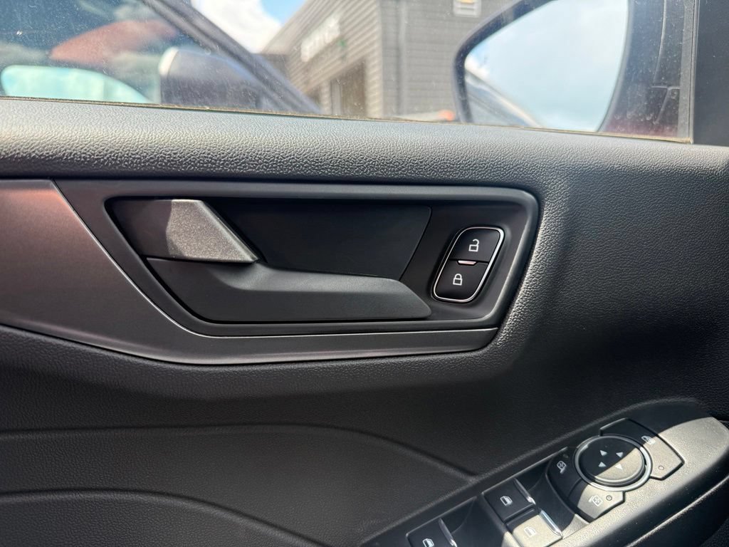 New 2026 Ford Escape Active FWD image 9