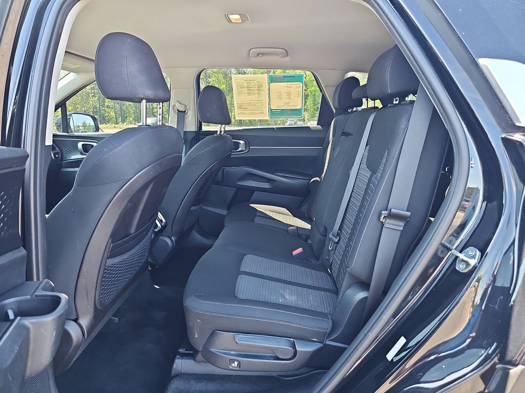 Used 2022 Kia Sorento LX FWD image 18