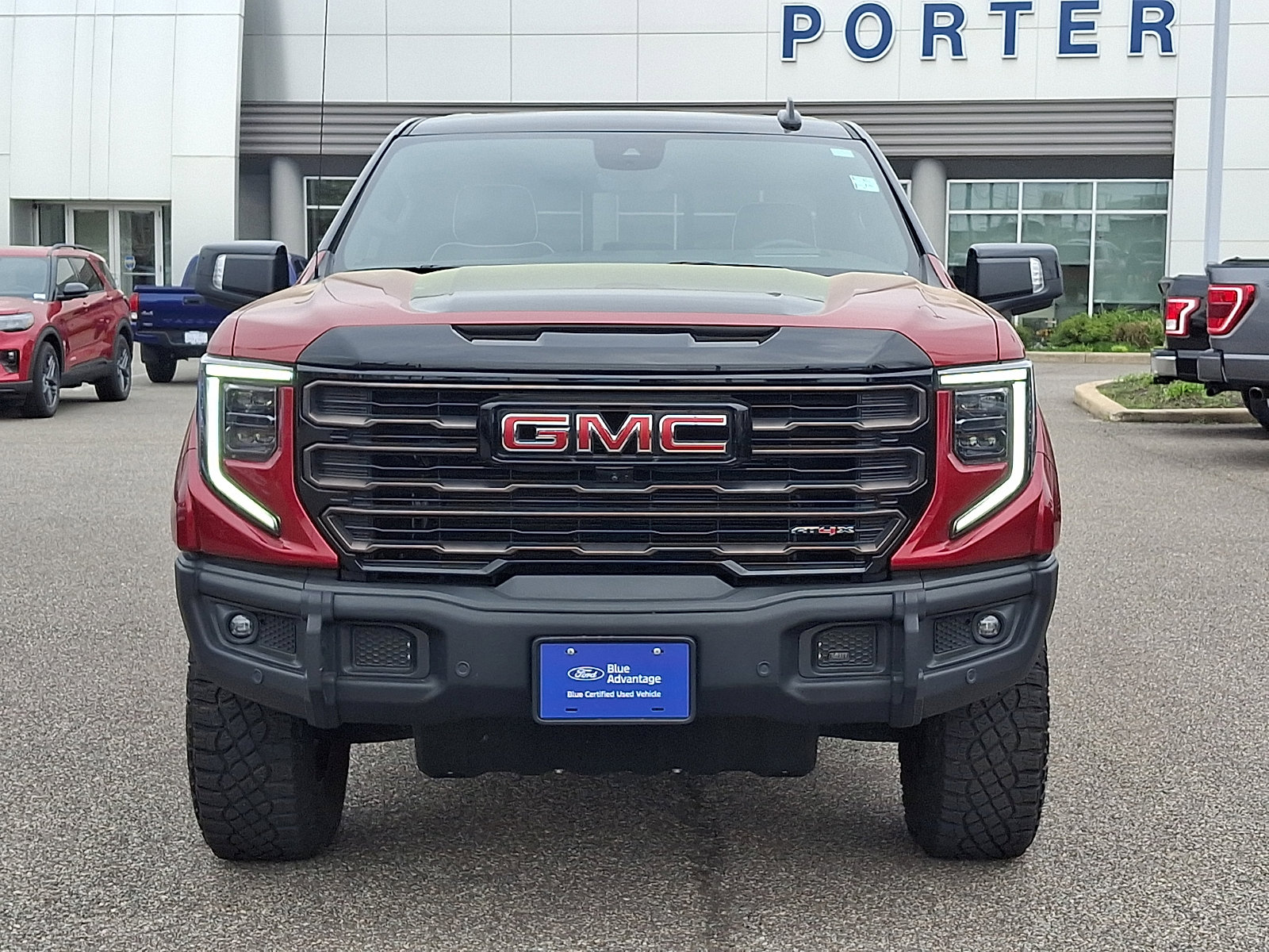 Used 2024 GMC Sierra 1500 AT4X image 3