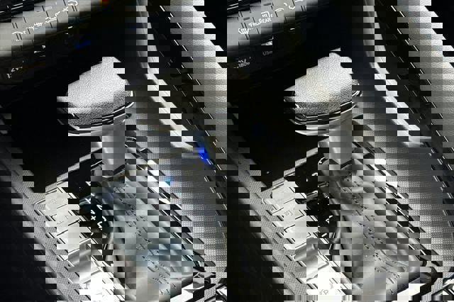 New 2026 Hyundai Elantra Blue image 17